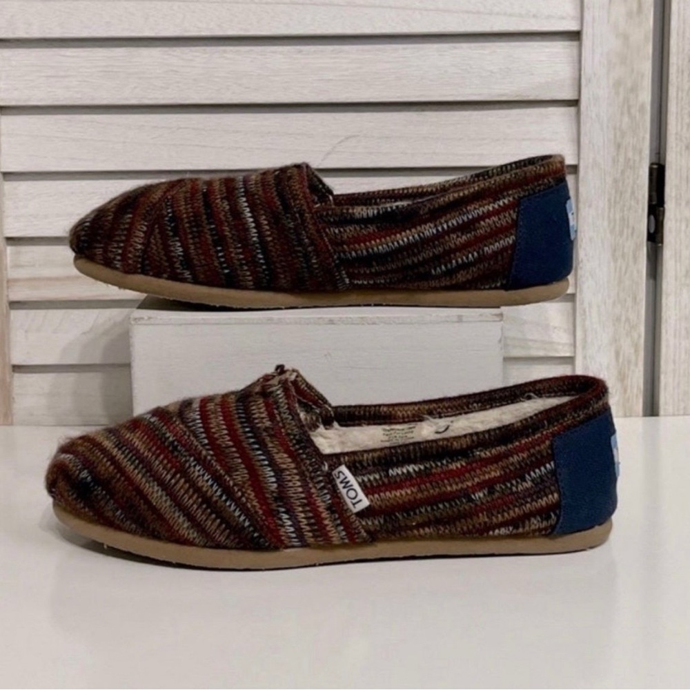 Toms Multicolor Patterned Flats - Picture 4 of 8